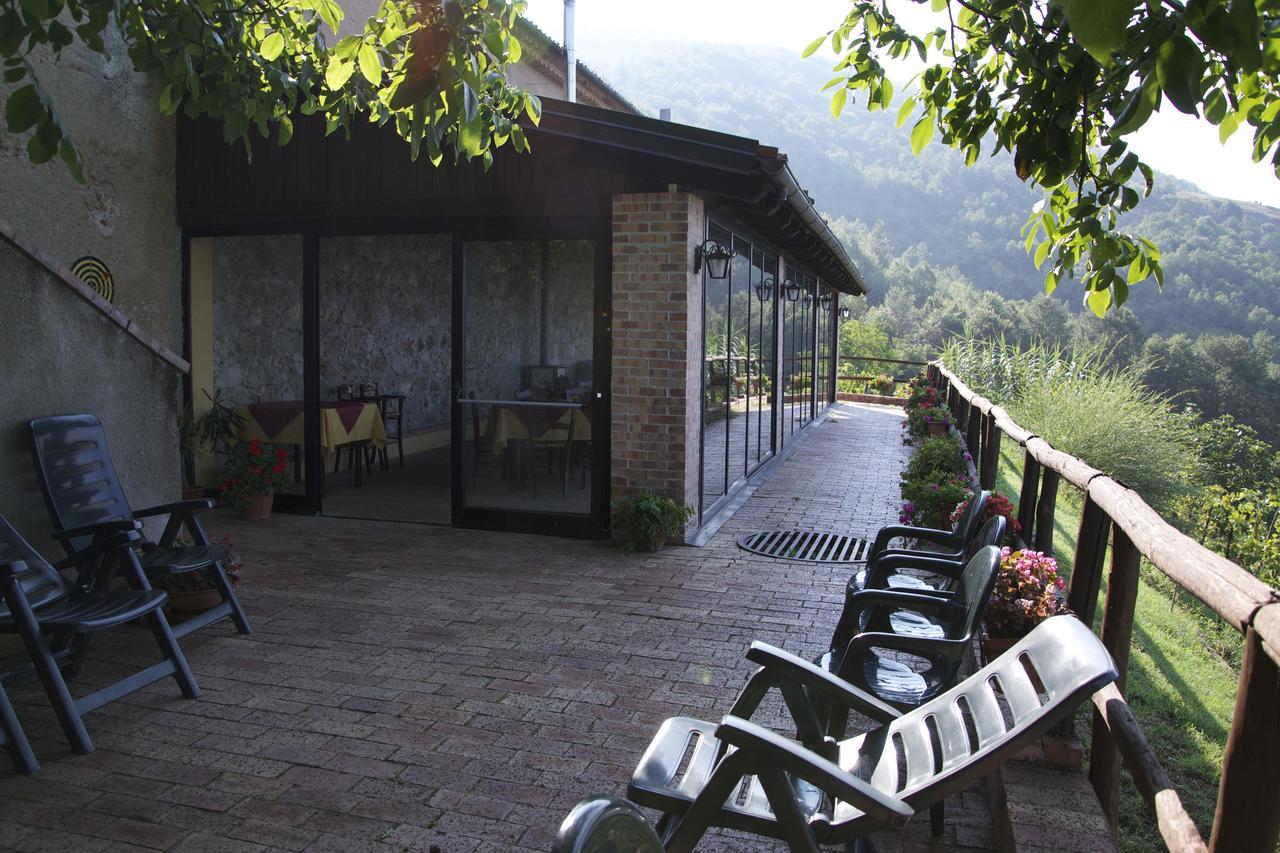 Fattoria Alvaneta Padula Bagian luar foto