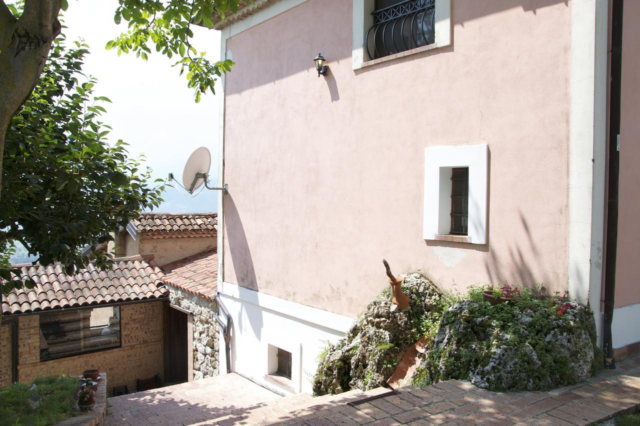 Fattoria Alvaneta Padula Bagian luar foto